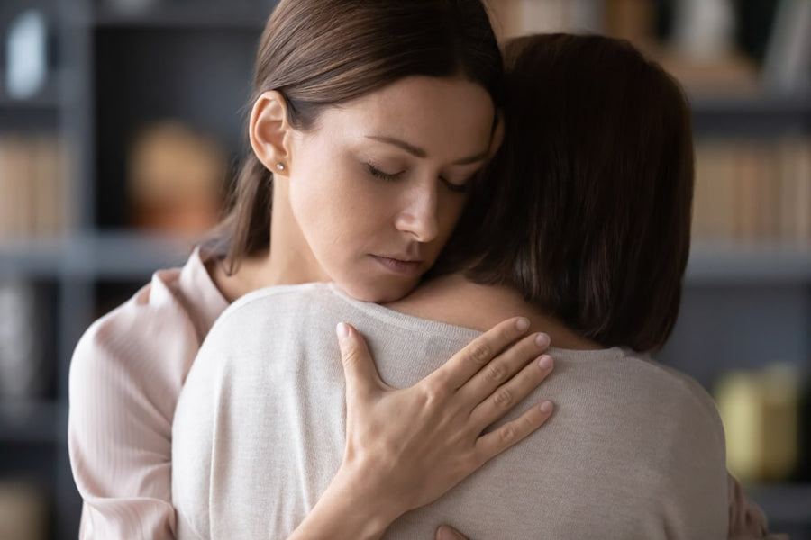 What to Say to a Grieving Mother and How Else to Help